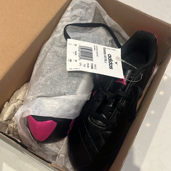 Adidas Kids Soccer Cleats - Picture 2 of 4